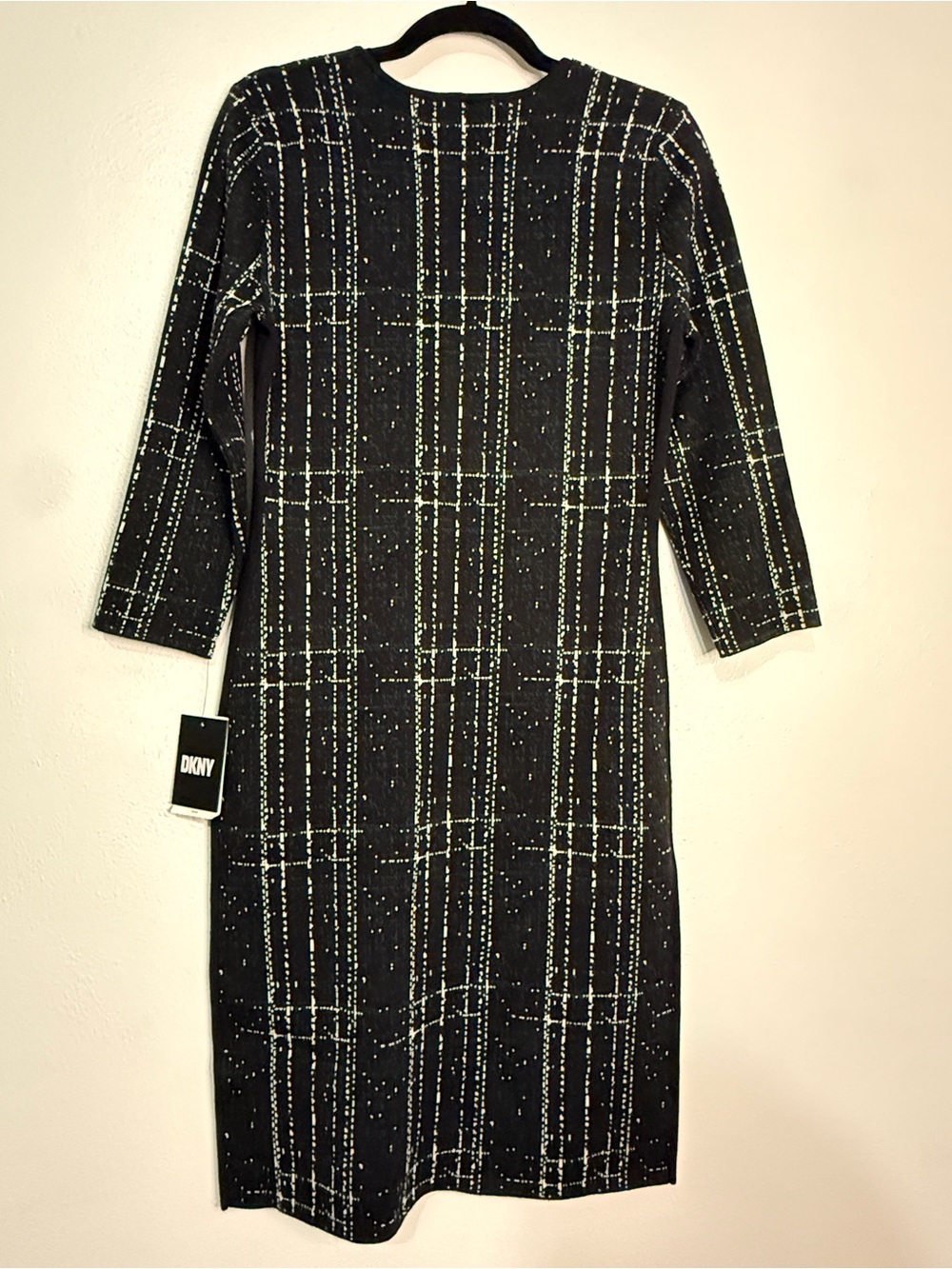 DKNY Black Plaid Knit Sheath Dress. Sz M. NWT. - Picture 8 of 12